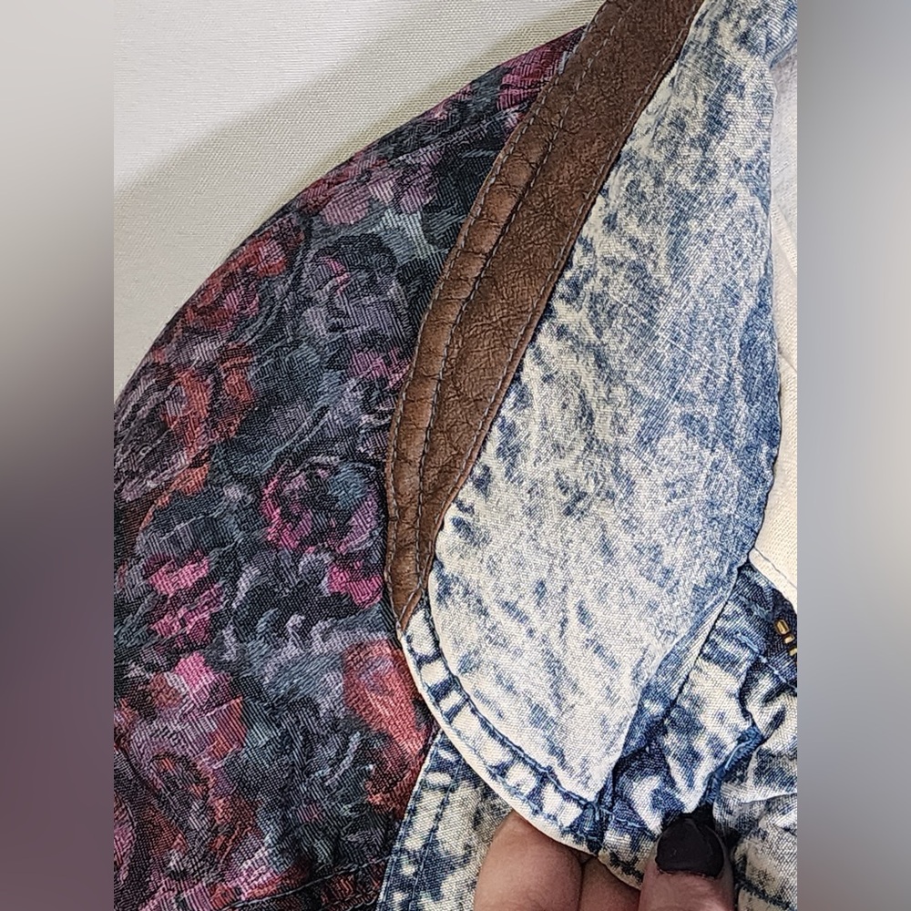 Rock Creek Acid Wash Denim Jacket Quilted Lining Purple/Floral Accents Size M - Picture 5 of 6